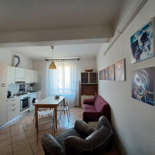 Appartamento con 2 camere e 2 bagni in via Mazzini