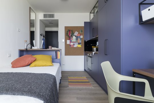 Laude Living - Accessible Deluxe Studio