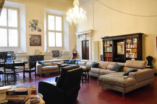 Appartamento di ampia metratura in palazzo storico