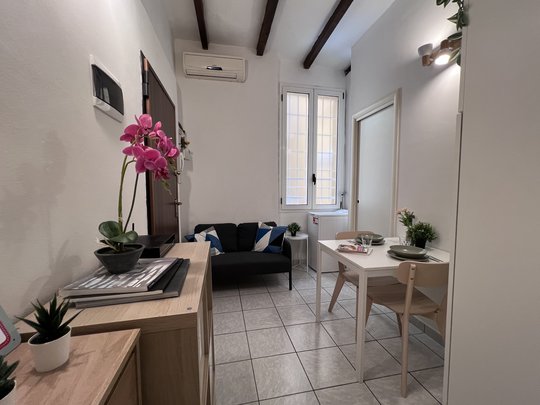 COSY 1 BEDROOM IN THE CENTER OF BOLOGNA AVAILABLE NOW