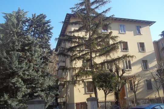Apartamento para profesores, investigadores y estudiantes de posgrado – proximidad al Hospital Sant’Orsola, en una zona residencial tranquila y de alto nivel